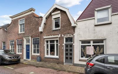 Bebouwdendam 17