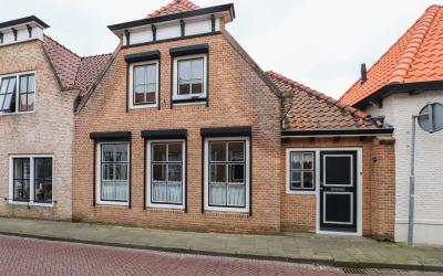 Kerkstraat 18