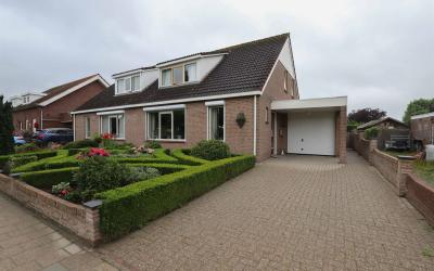 Dorpsweg 37