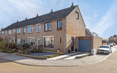 Philips van. 18