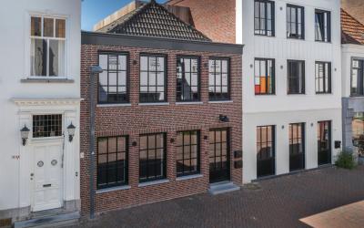 Raadhuisstr. 24