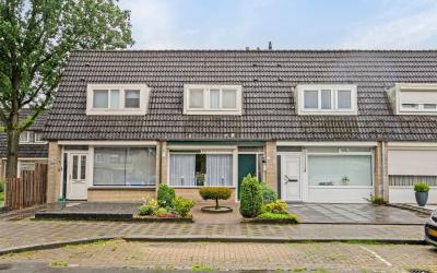 Amarildijk 14