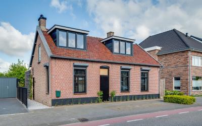 Sint Martin. 13