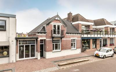 Raadhuisstraat 11
