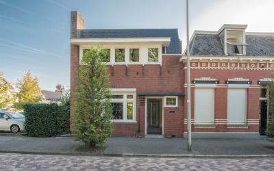 Stationsstraat 1