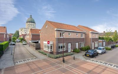 Vader Vincentiusstraat 7