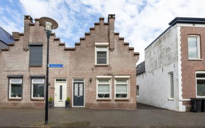 Kaaistraat 38
