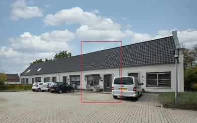 Onze Lieve. 103-E