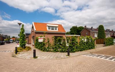 Onze Lieve. 156