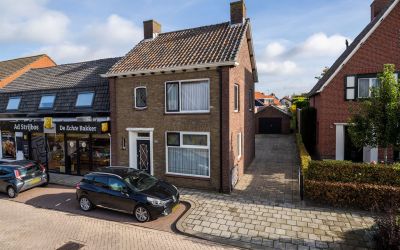 Onze Lieve. 166-A