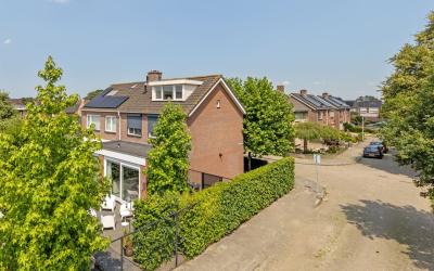 Spoorstraat 17