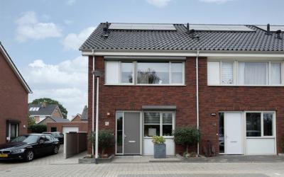 A M de Jongstraat 60