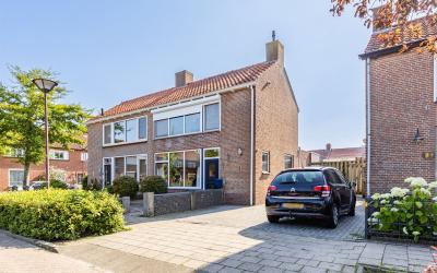 Oranje Nass. 30