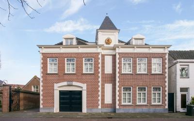 Nijverheids. 393