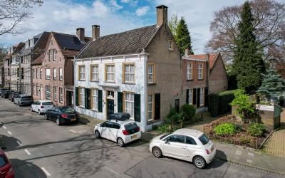 Liesbosstra. 30