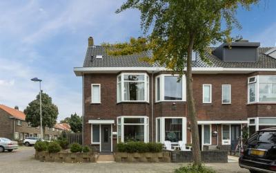 Polderstraat 32