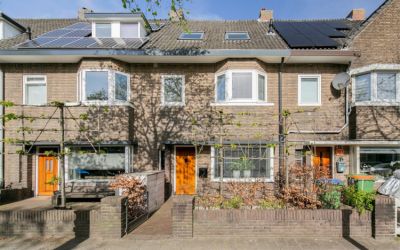 van Voorst. 47