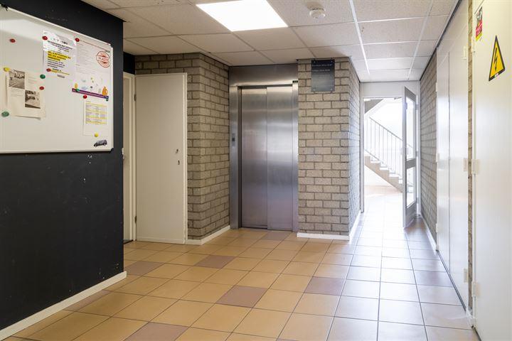 Studio te koop: Teteringsedijk 146, Breda
