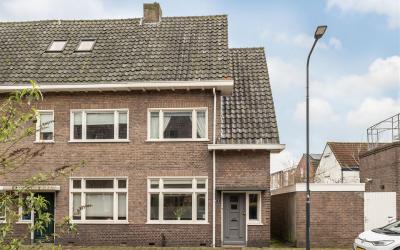Maanstraat 2