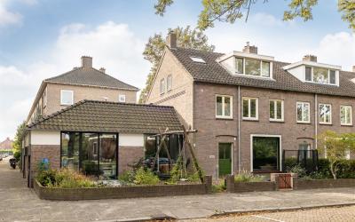 Piet Heynla. 54