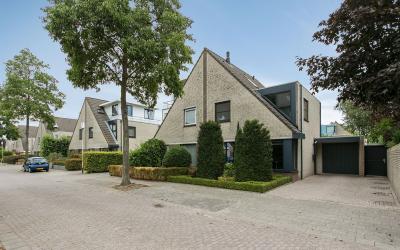 Nieuw Krijt. 27
