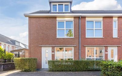 Maasdijk 234