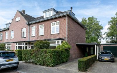 Valkeniersl. 271