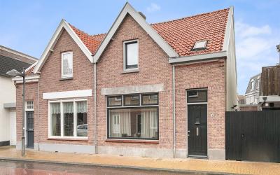 Kapelstraat 4
