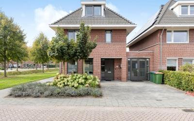 Straatweide 16