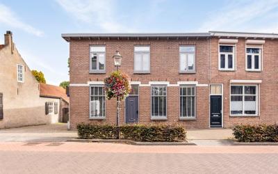 Raadhuisstraat 21