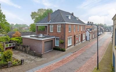 Raadhuisstr. 93