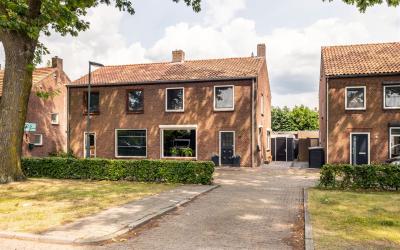 Spoorstraat 37