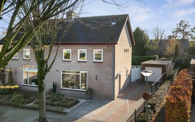 Wiek 59