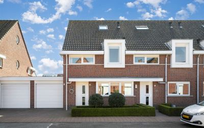 Berkenakker 8