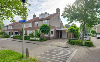 Den Uylhof 70