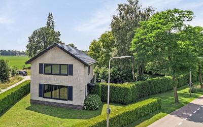 Nieuwmoerse. 13-B