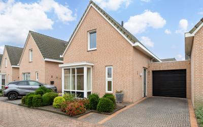 Koos Roksst. 7