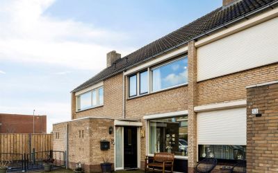 Korte Hoogs. 54