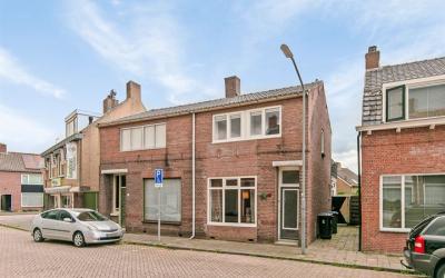 Pottebakker. 65