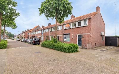 Pottebakker. 48
