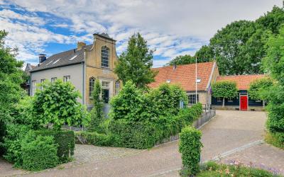 Dorpsstraat 14