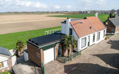 Kerkstraat 24