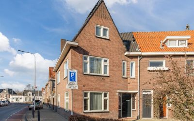 Van Meteren. 7
