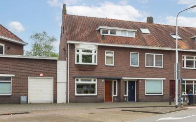 Van Meteren. 4