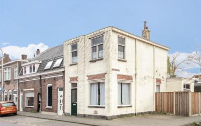 Hoefstraat 304