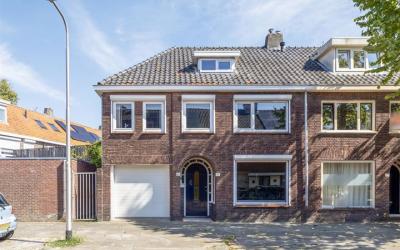 Sint Sebast. 30