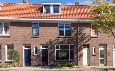 Gerard de B. 30