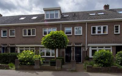 Oisterwijks. 140