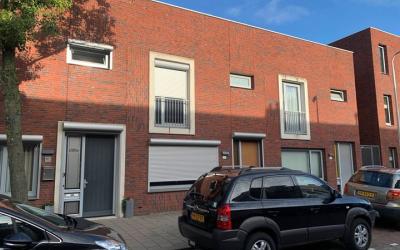 Veestraat 135-B