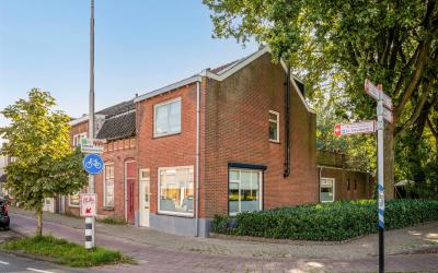Broekhovens. 215